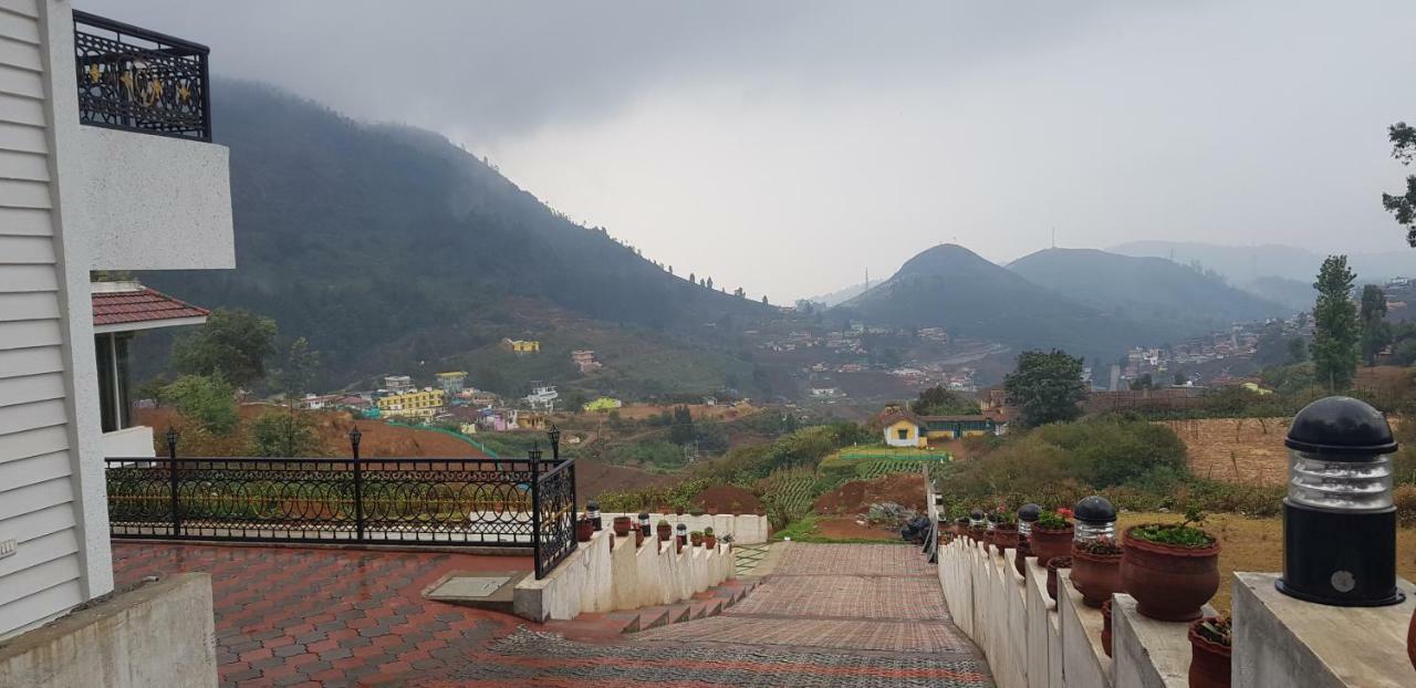 Atrium Grande Hotel Ooty Exterior foto